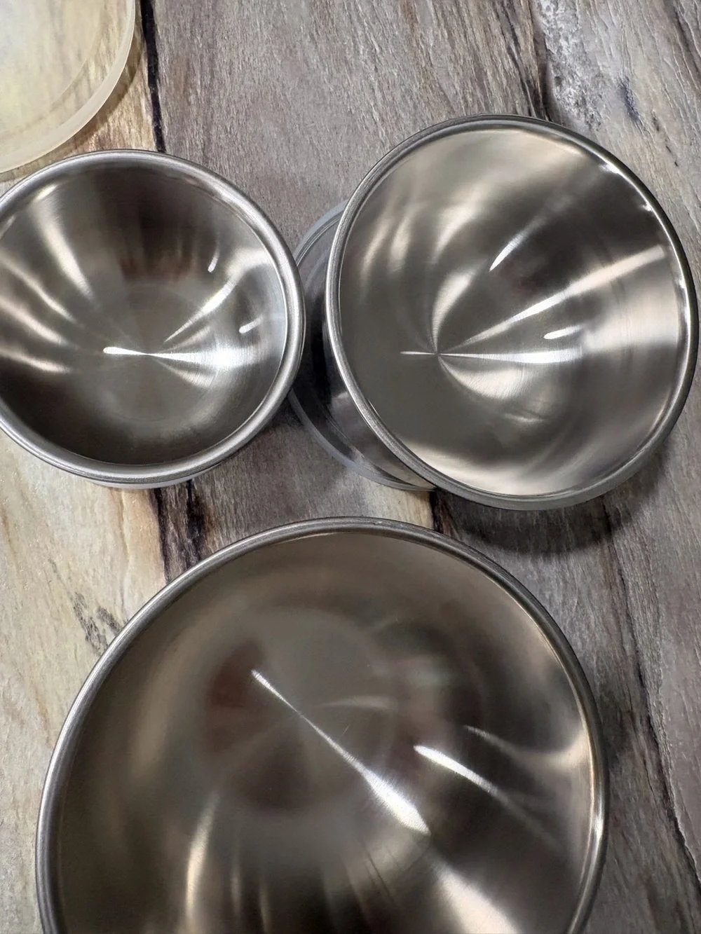 Sold! Stainless Steel Nesting Mixing Bowls Set 3pc w/ Plastic Lids Kitchen